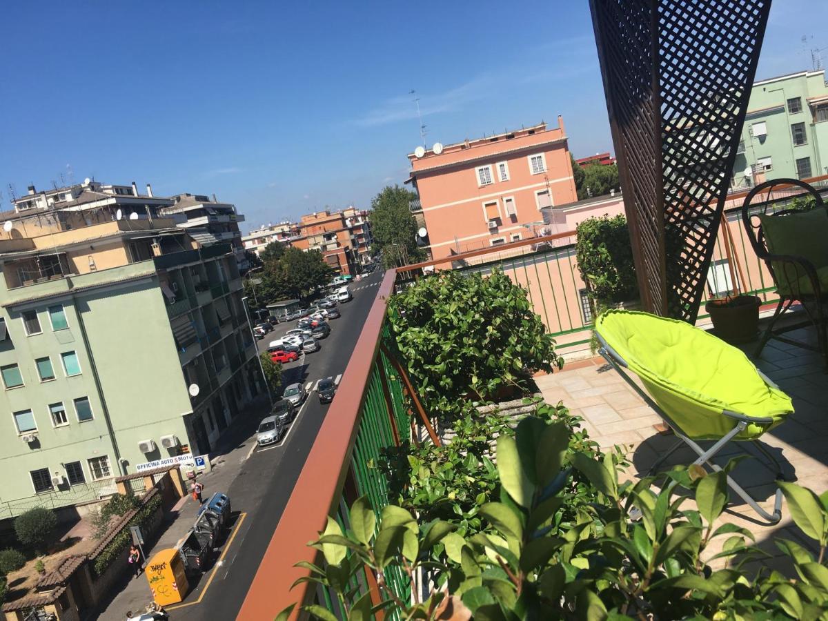 Panoramic And Bright Penthouse Is Waiting For You Apartman Róma Kültér fotó