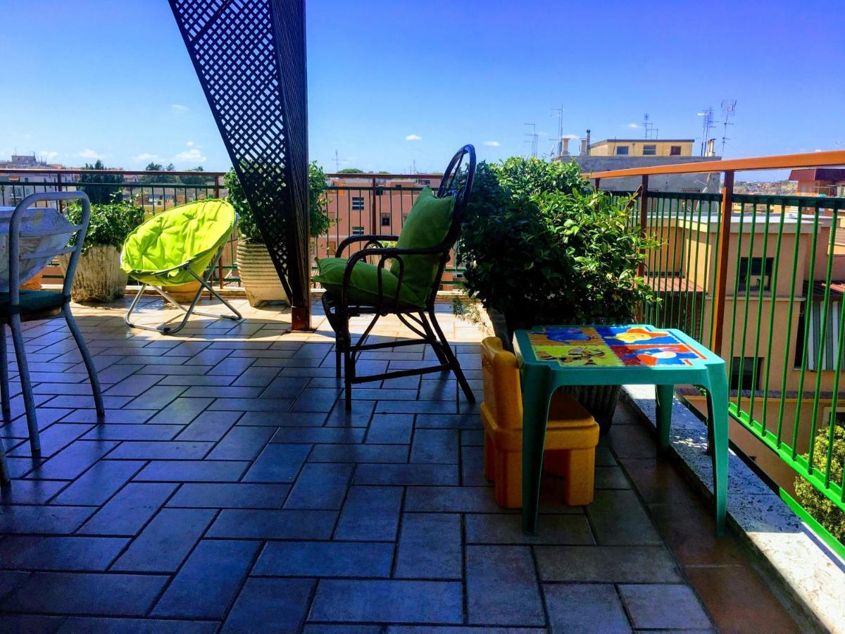 Panoramic And Bright Penthouse Is Waiting For You Apartman Róma Kültér fotó