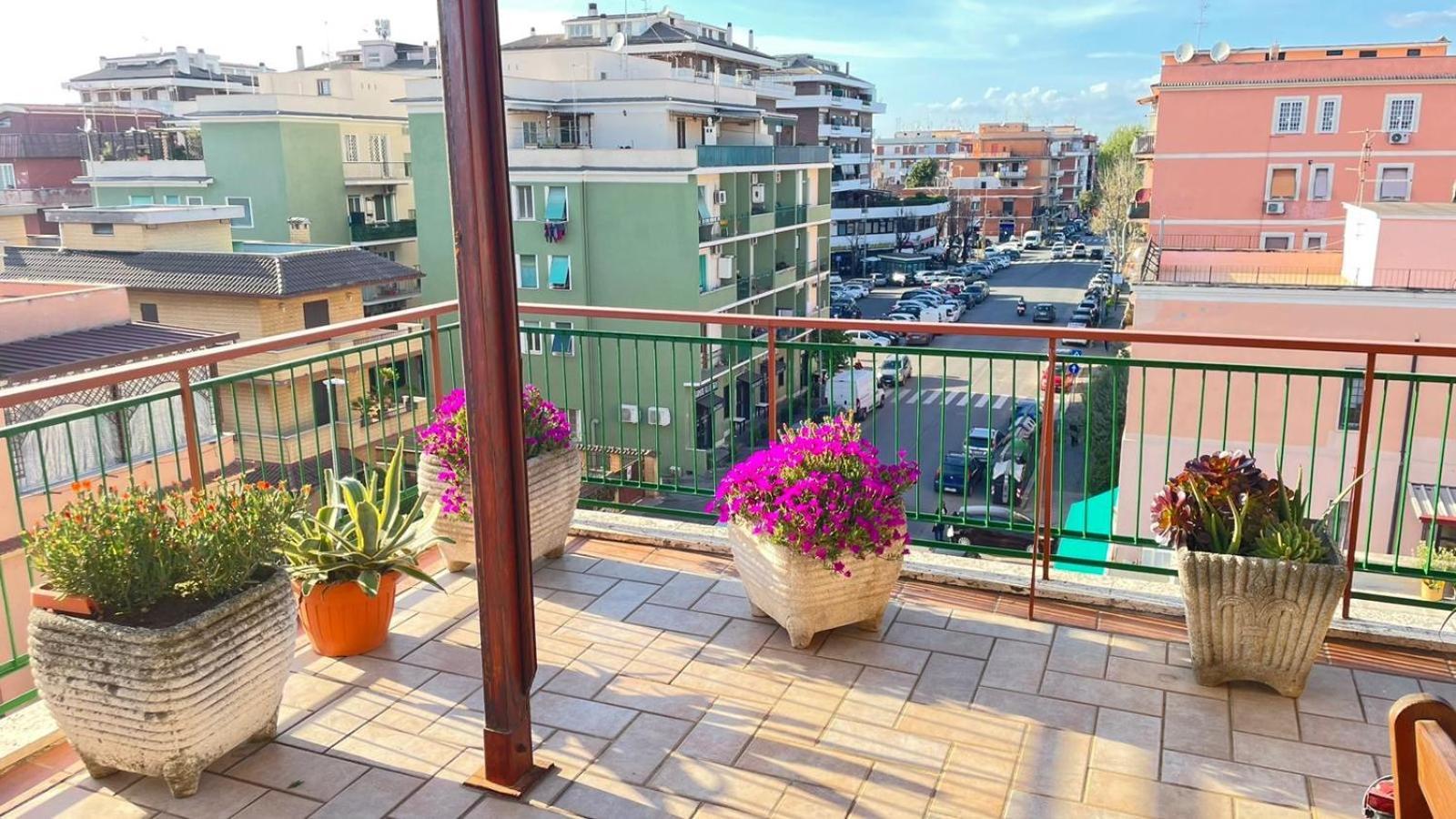Panoramic And Bright Penthouse Is Waiting For You Apartman Róma Kültér fotó